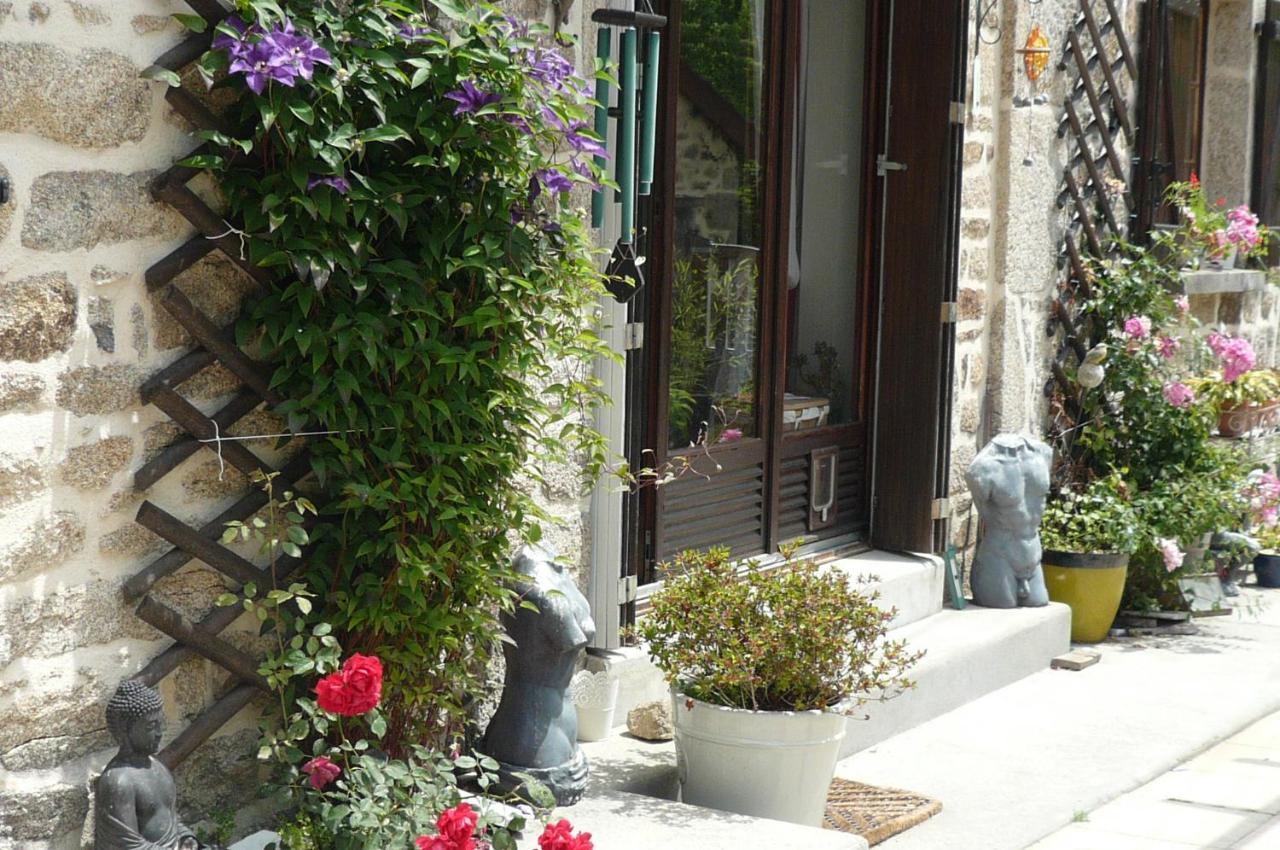 Bed and Breakfast Le Petit Papillon Eymoutiers  Exterior foto